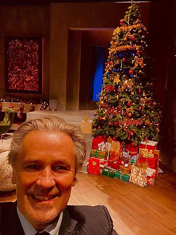 Erstes Weihnachten als Ehepaar: Die Schauspieler Darya und Philip Birnstiel. Foto: privat
